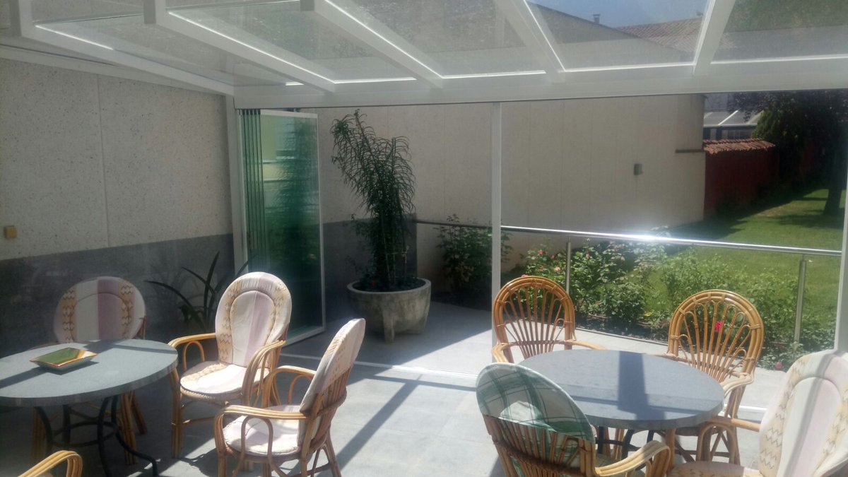 Levidrio's tweet photo. [Proyecto] Cerramiento móvil con cortinas de #vidrio #Extendglass en residencia para mayores (Lorenzana, #Leonesp)
👉 https://t.co/GEYwP3fHf4 https://t.co/MO4UPiWfyM