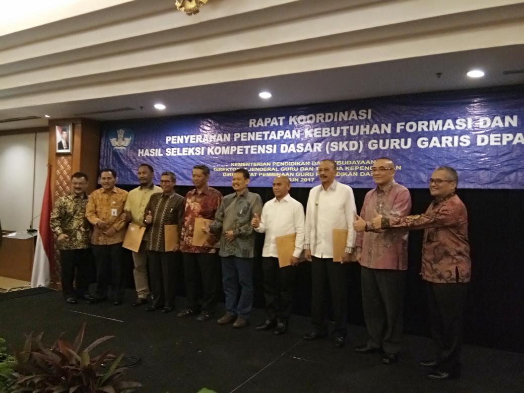 BKNgoid's tweet photo. #SobatBKN hasil penyerahan GGD 2016 selanjutnya akn diverifikasi oleh BKN sebelum dilakukan penetapan NIP-nya https://t.co/yseEjgUZ7L