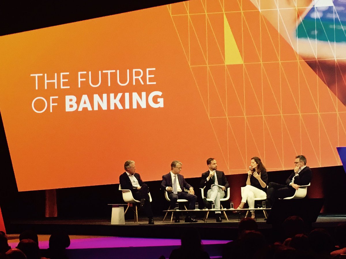 latelier's tweet image. &quot;Open #banking and precision banking are the next big trends coming from the 🇺🇸&quot; says @Nathaliedore about #FutureOfBanking at #vivatech 🏦🤔
