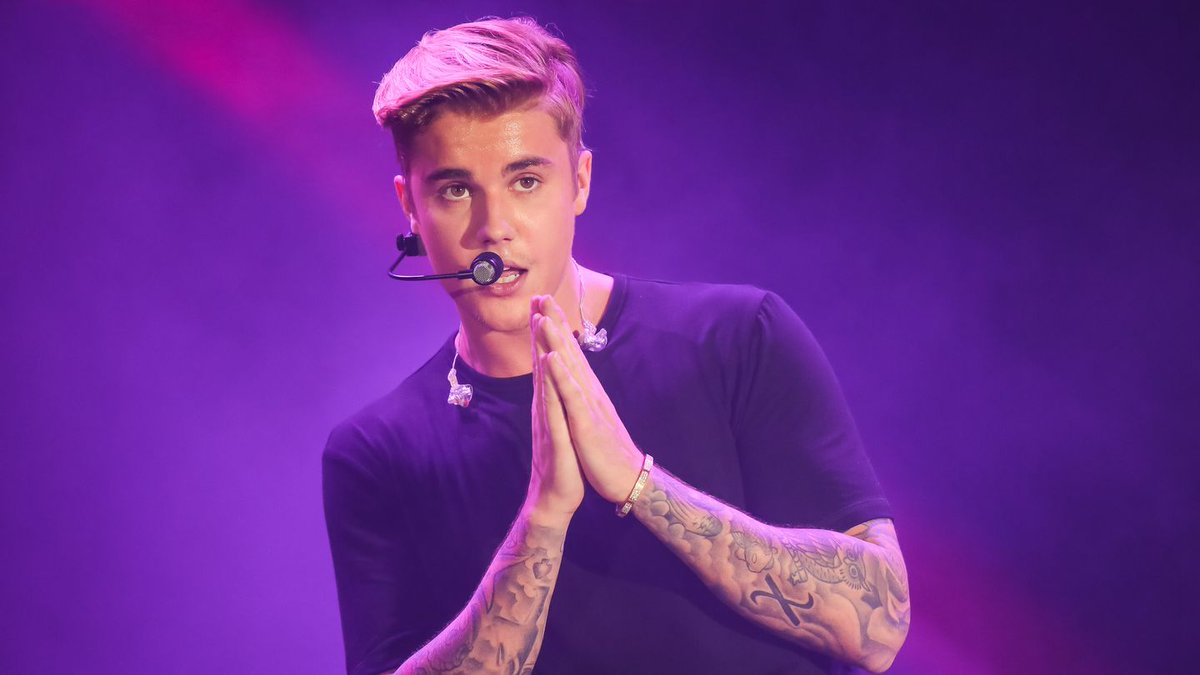 Finally, Justin Bieber gets a tattoo he won't regret in his old age on.mtv.com/2ta4Uyn