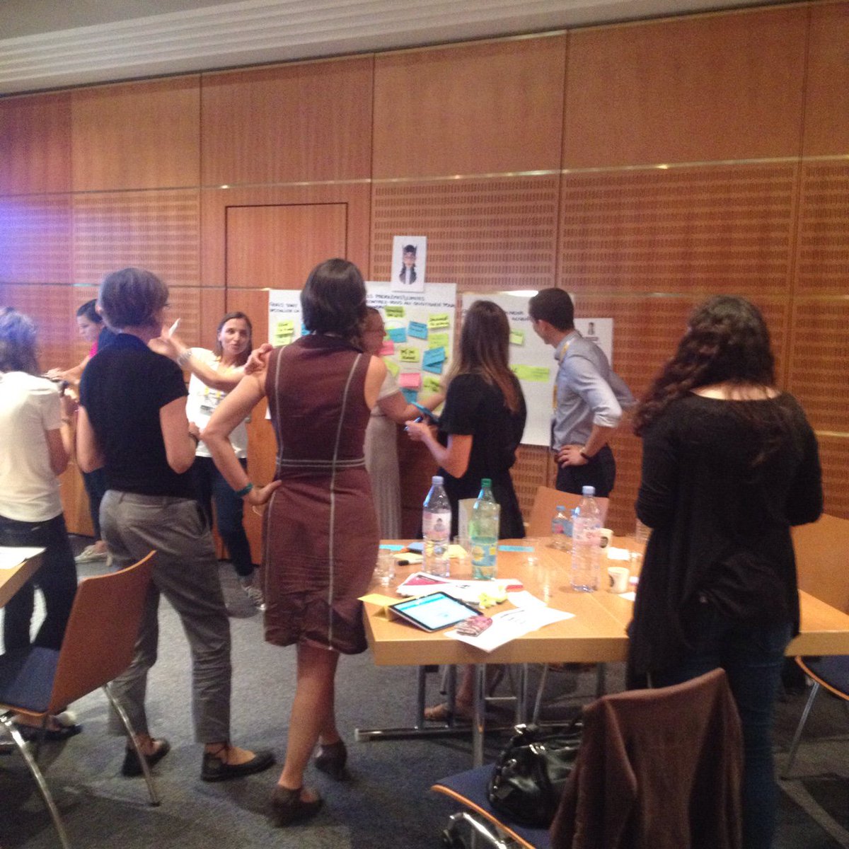 SocialBuilder's tweet photo. Masterclass #designthinking : de la théorie à la pratique #WIDE2017 #womenrock https://t.co/DVjWXJ0cBc