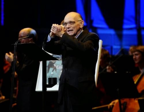 “En la cultura subyace nuestra alma esencial e identidad profunda”, José Antonio Abreu #FrasesDelMaestro