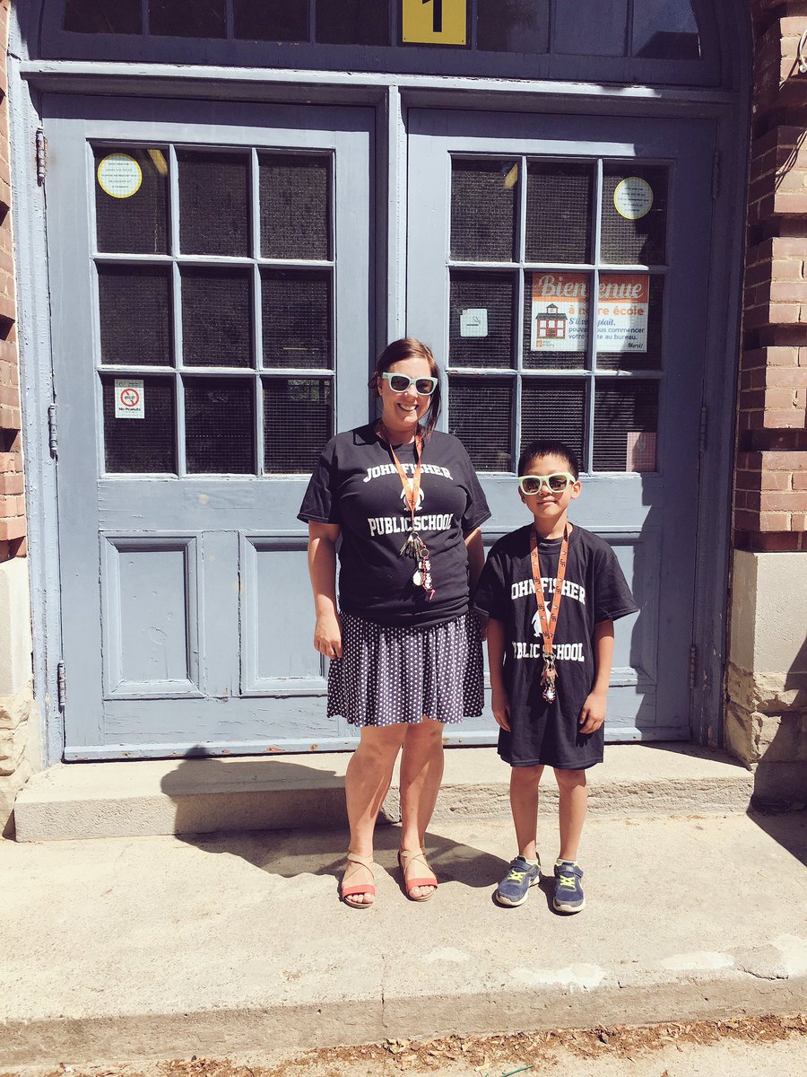 JFPenguins's tweet photo. Which one is the REAL Mme Maier????? https://t.co/0QTYqKs9cj