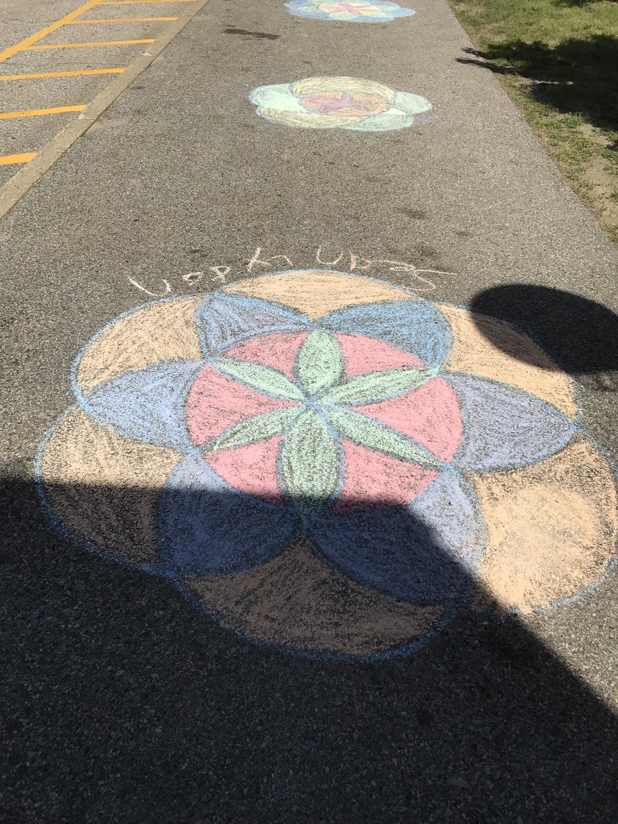 WilmHSMath's tweet photo. More Mandalas (2) https://t.co/hieK6laNNd
