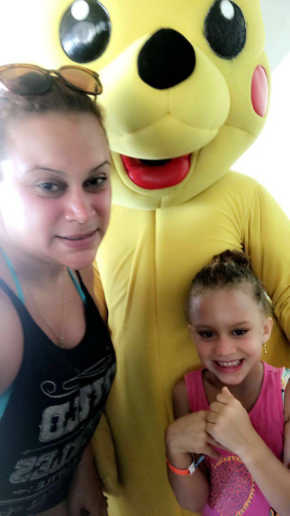 UniqueHondaNena's tweet photo. #Teamnpsleep #Bday weekend for #princess #Ailani https://t.co/lwtY8xiQKd