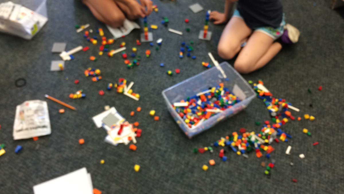 DMakerspaceEDU's tweet photo. Lego @mrlearnie curriculum #scdsb https://t.co/gMejgpOe4O