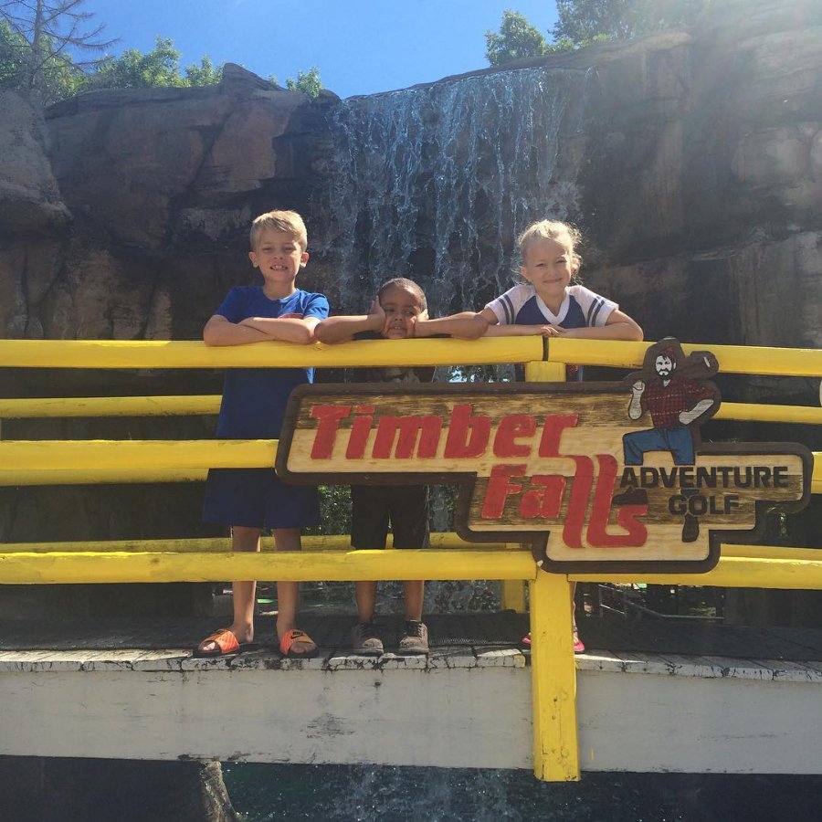 TimberFallsPark's tweet photo. Perfect weather for an Adventure Park + Mini Golf 😌⛳️ #timberfalls #wisdells #summertime #vacation https://t.co/9I2K1AVIWI