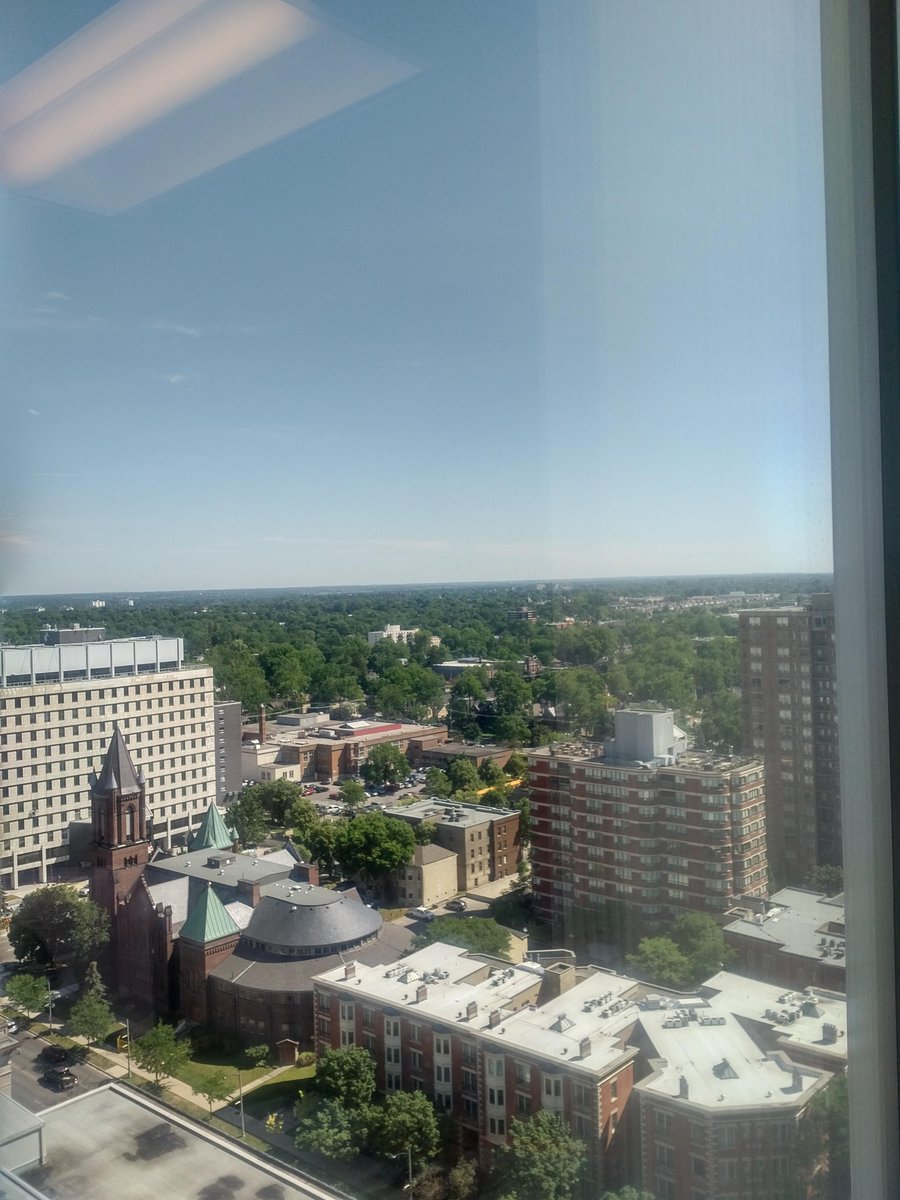 longtermtec's tweet image. Room with a view! One London Place @siftonprop #SweetSiftonSuites