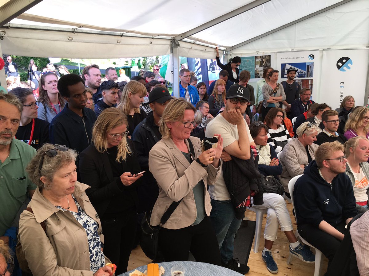 Propfuld samskabelsesarena <a href="/rufusgifford/">Rufus Gifford</a> @gamedenmark <a href="/danskungdom/">DUF - Dansk Ungdoms Fællesråd</a> mfl om unge, #fællesskab og #mangfoldighed | #fmdk #samskab #foreningsliv