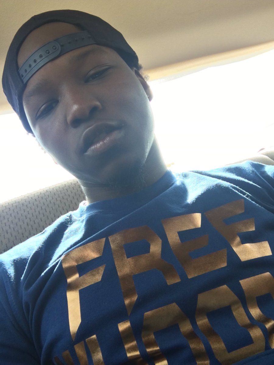 1heartbreakkid_'s tweet photo. Been thinkin Bout you Twin! Jus wish I Kould talk to you again, #KashyLifeFOREVER #LLKash https://t.co/tMcrokuA2N