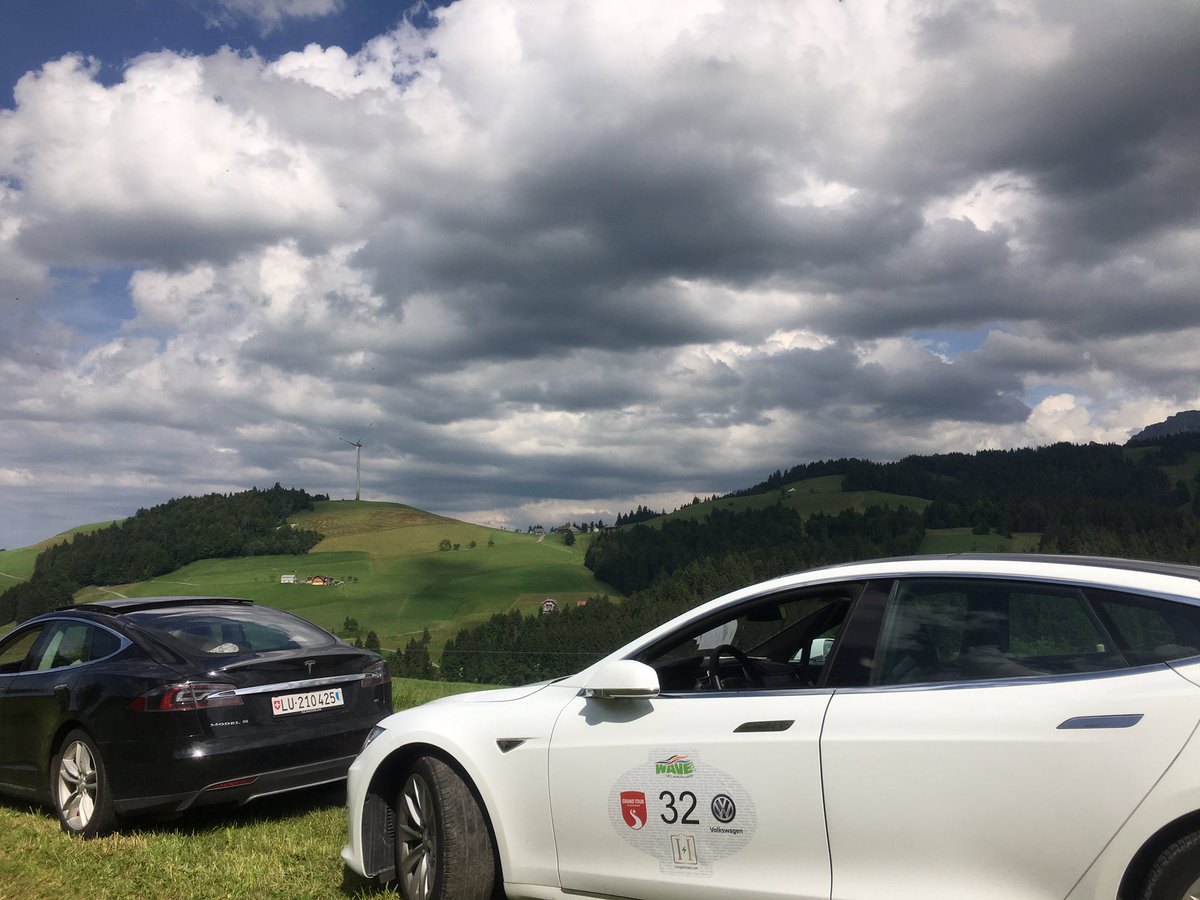 TeamTeslaS's tweet image. #Wave2017 is now on the Entlebuch Trophy #TeslaSharing