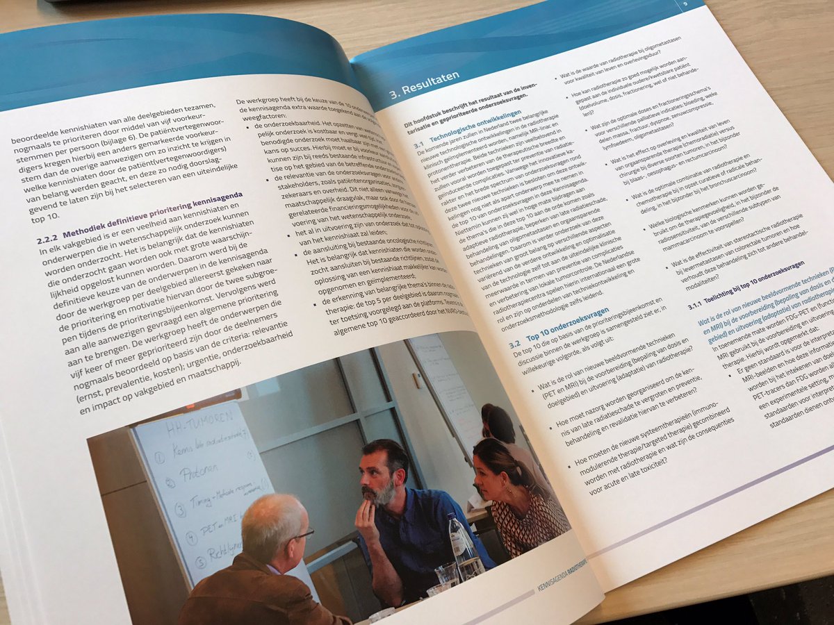 NVRO_NL's tweet photo. #NVRO presenteerde vandaag haar Kennisagenda Radiotherapie. @Kennisinstituut @de_specialisten https://t.co/Yp0uImpV0b