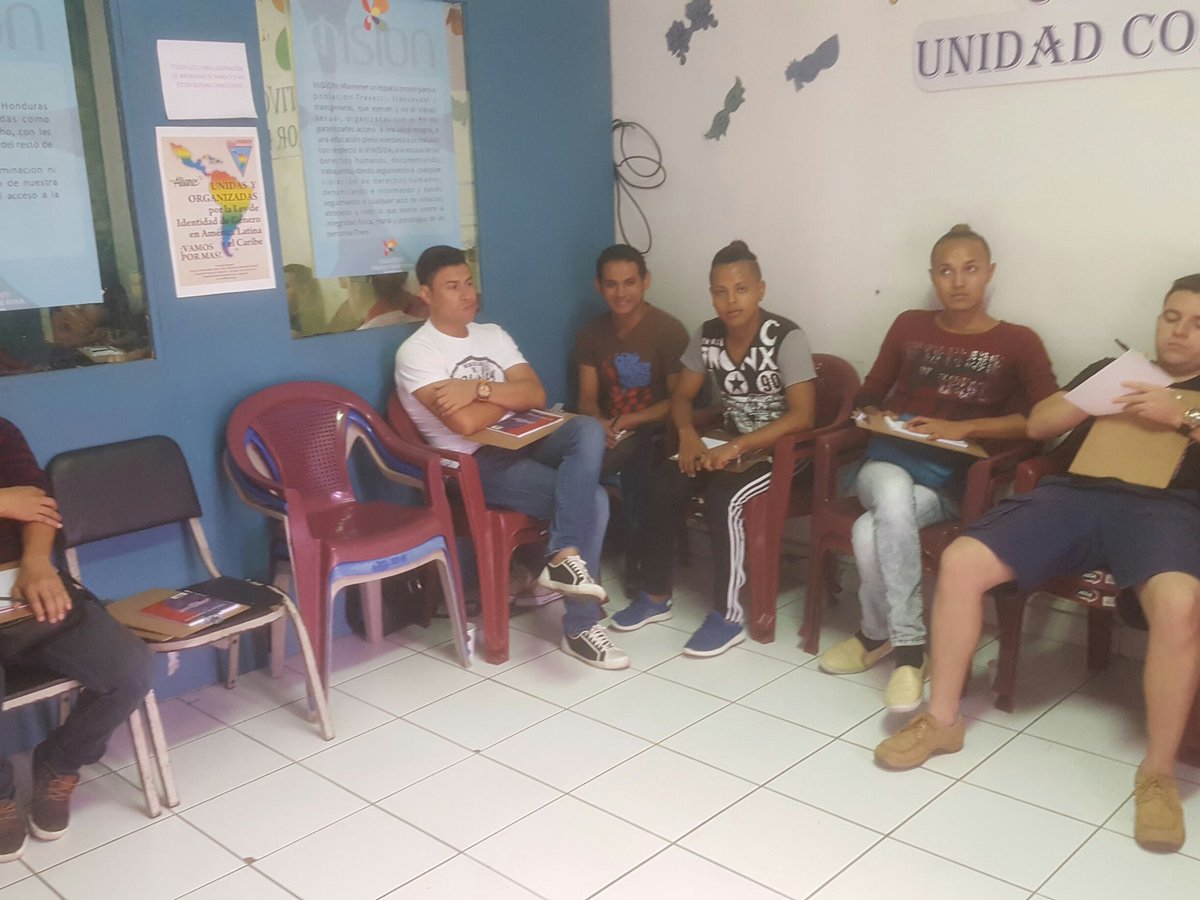 cucrsps's tweet photo. 2do dia del taller de Seguimiento a lideres Mentores #ComponenteHSH https://t.co/3r2DhEzU7K