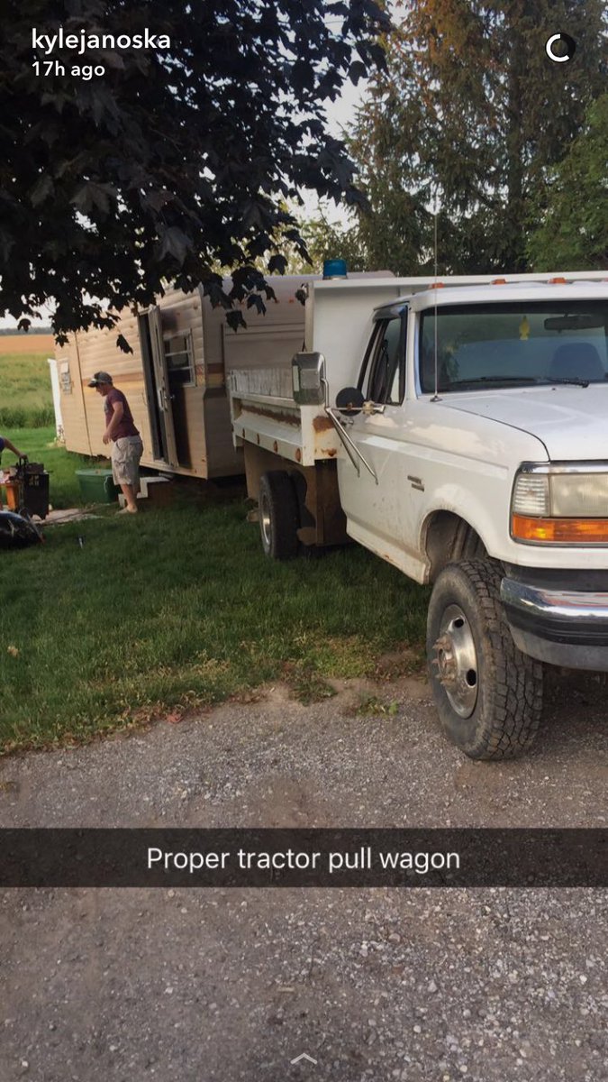Keep a eye out for the this proper set up in shedden tn #budlightmobile <a href="/tylermctavish/">Tyler McTavish</a>