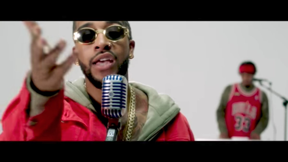 ComplexMusic's tweet photo. .@1Omarion's 'Reasons' album didn't drop today—but here's his cover of Earth, Wind, &amp; Fire's "Reasons" while we wait https://t.co/Qh5uOkpzkK https://t.co/fSd3uCS6N3