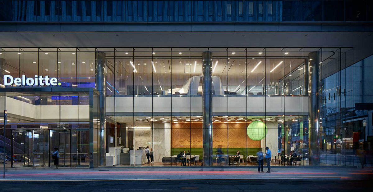 MMI_UofT's tweet photo. Stated the day's site visits @DeloitteCanada's #Toronto office.  #workhardplayhard #gradscool #opportunity https://t.co/98Q6hoynSx
