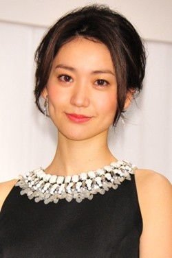 donomoro2's tweet photo. 「みんなブスだった」大島優子がAKB時代をいろいろとぶっちゃけてた https://t.co/OeNVhZdo6K https://t.co/MhzCR6dDuz