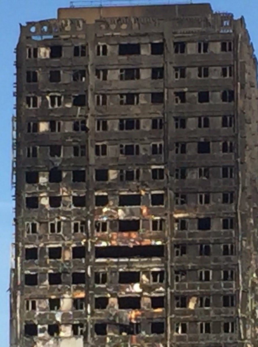 <a href="/Tesco_London/">Tesco London</a> @aandasmum <a href="/martintsmith/">Martin Smith</a> <a href="/oliverjameshill/">Olly</a> <a href="/Damienwaller66/">Damien Waller</a> #Tesco Paddington collecting #GRENFELL #Together we can help a littl