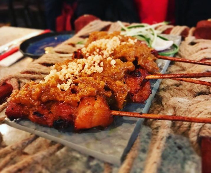 It's Weekend chow wow, time to have a great food at Laut.
#authentic #original #funfood #dessert #datenight #malaysianrestaurant #restaurant