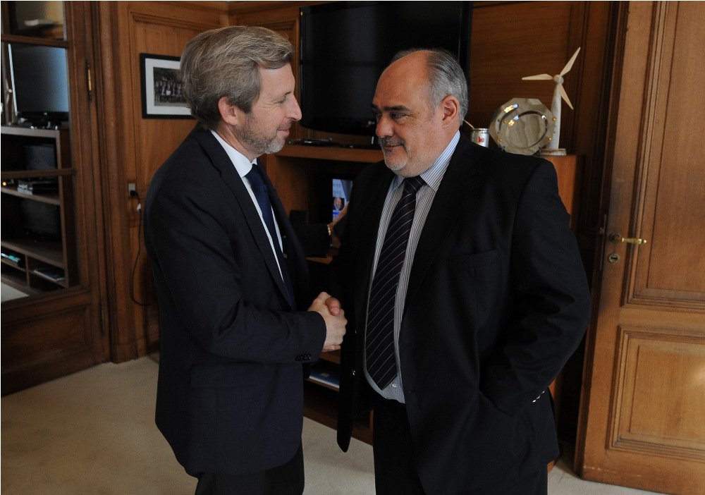 CorrientesGob's tweet photo. #HOY | Nos visita nuevamente el ministro @frigeriorogelio, junto al gobernador Ricardo Colombi recorrerán obras. #VamosParaAdelante👍 https://t.co/UvJ0Asy3k7