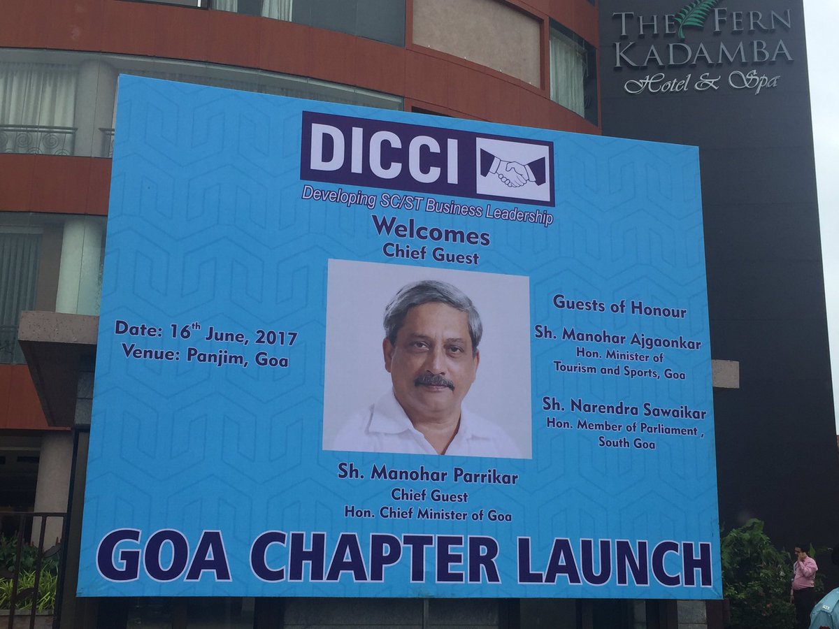 DICCIorg's tweet photo. We cordially welcome the chief guest of DICCI Goa Chapter @goacm Sh. @manoharparrikar
Guest: @BabuAjgaonkar @MpgoaNarendra
#DICCIInGoa https://t.co/kIpb9Y9XEm