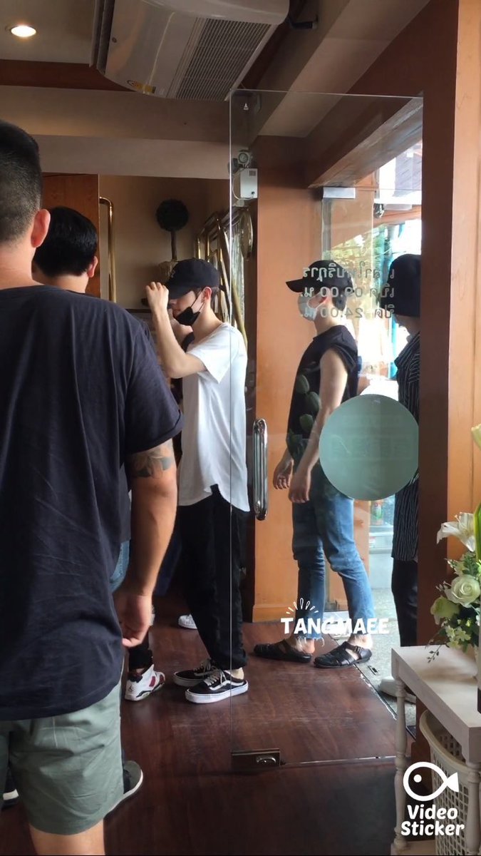 Haneul_yn's tweet photo. นางไปนวดกันจ้าาาาาาา
#MarkJin went for massage in BKK.
💗💙 https://t.co/mXSDVYzyKv