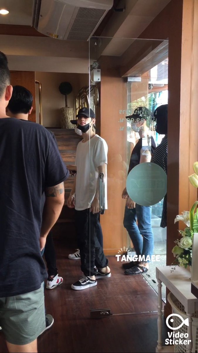 Haneul_yn's tweet photo. นางไปนวดกันจ้าาาาาาา
#MarkJin went for massage in BKK.
💗💙 https://t.co/mXSDVYzyKv