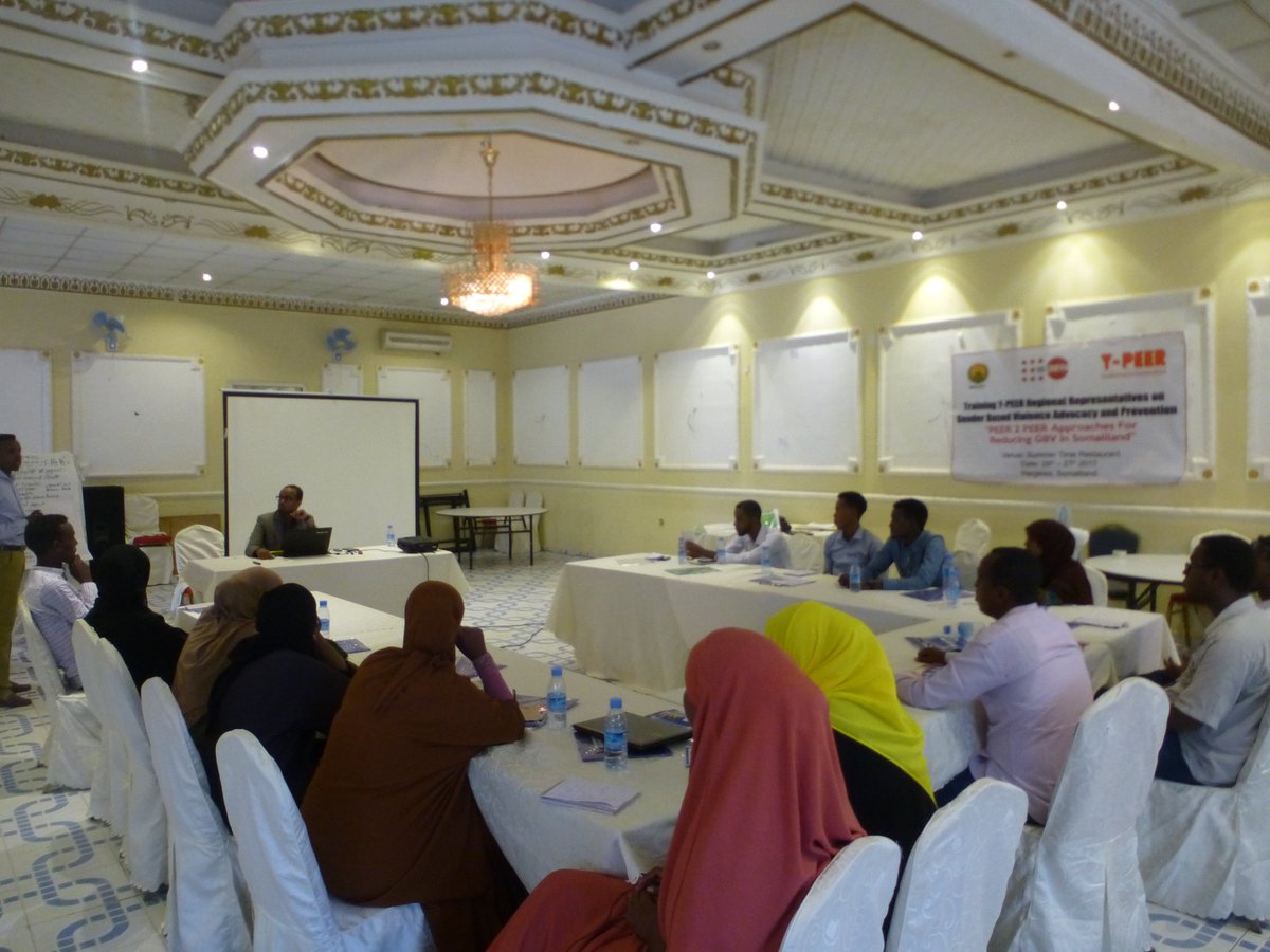 UNFPA_SOMALIA's tweet photo. Somaliland Y-Peer expanding to reach more young people with support from @MofaJapan_en - See more at:  https://t.co/8GVGfZhAzo @UNFPA_Tokyo https://t.co/RYgKjMkUXM