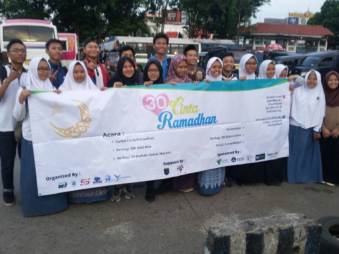 Ini adalah kegiatan 30 Cinta Ramadhan💕 
Indahnya berbagi dibulan yang penuh berkah ini. Ntap!