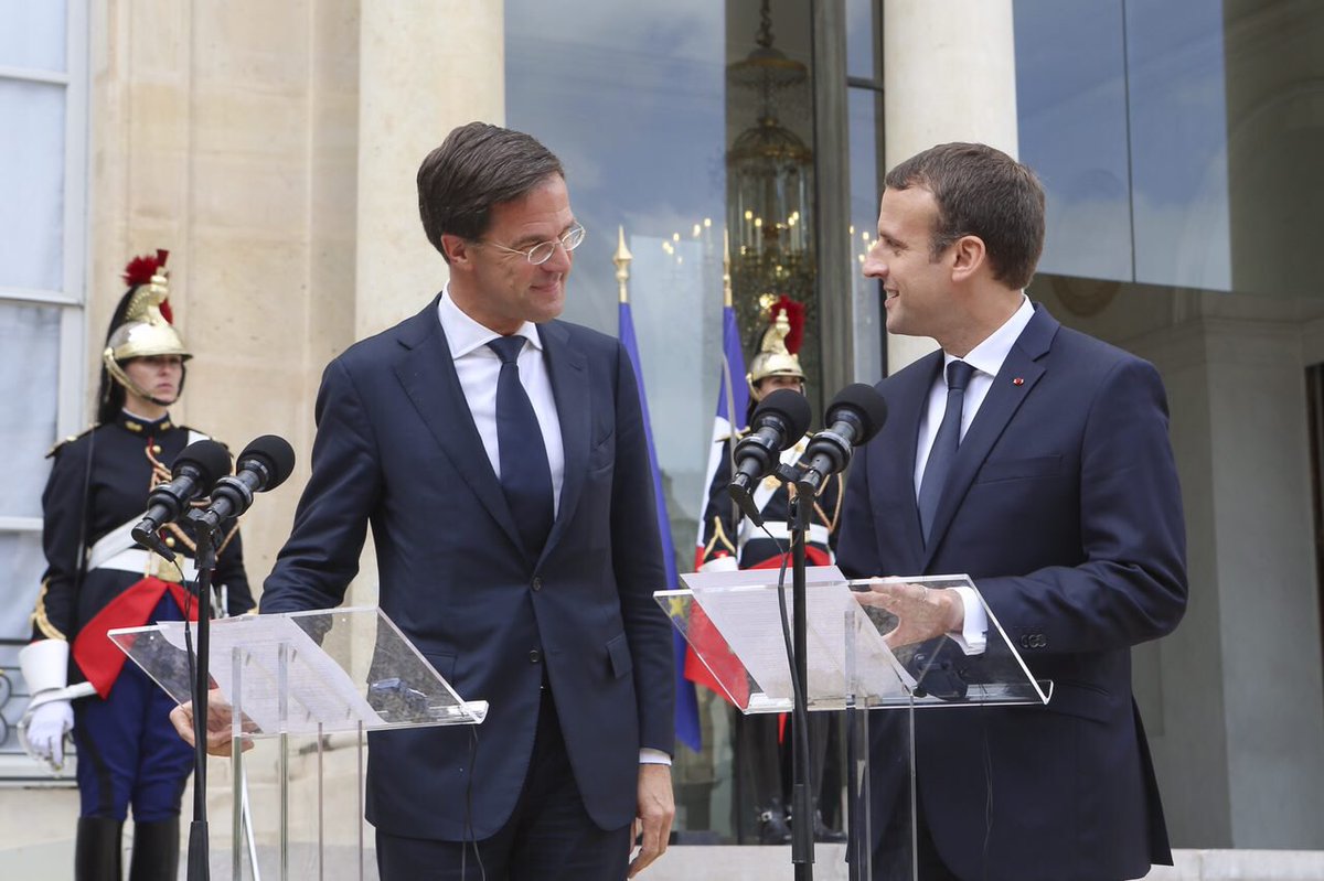 Emmanuel Macron tweet media
