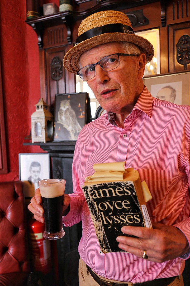 LoughnanHooper's tweet photo. “They’re gone round to the Oval for a drink. Paddy Hooper is there with Jack Hall. Came over last night.” #bloomsday #ulysses #ovalbar https://t.co/LSWrI2ztV9
