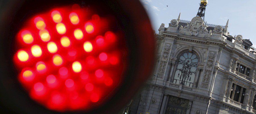 DebatAlRojoVivo's tweet photo. El Banco de España da por perdidos más de 60.000 millones de euros del rescate a los bancos https://t.co/1NZMbVF7Gc https://t.co/UIDfWruErO