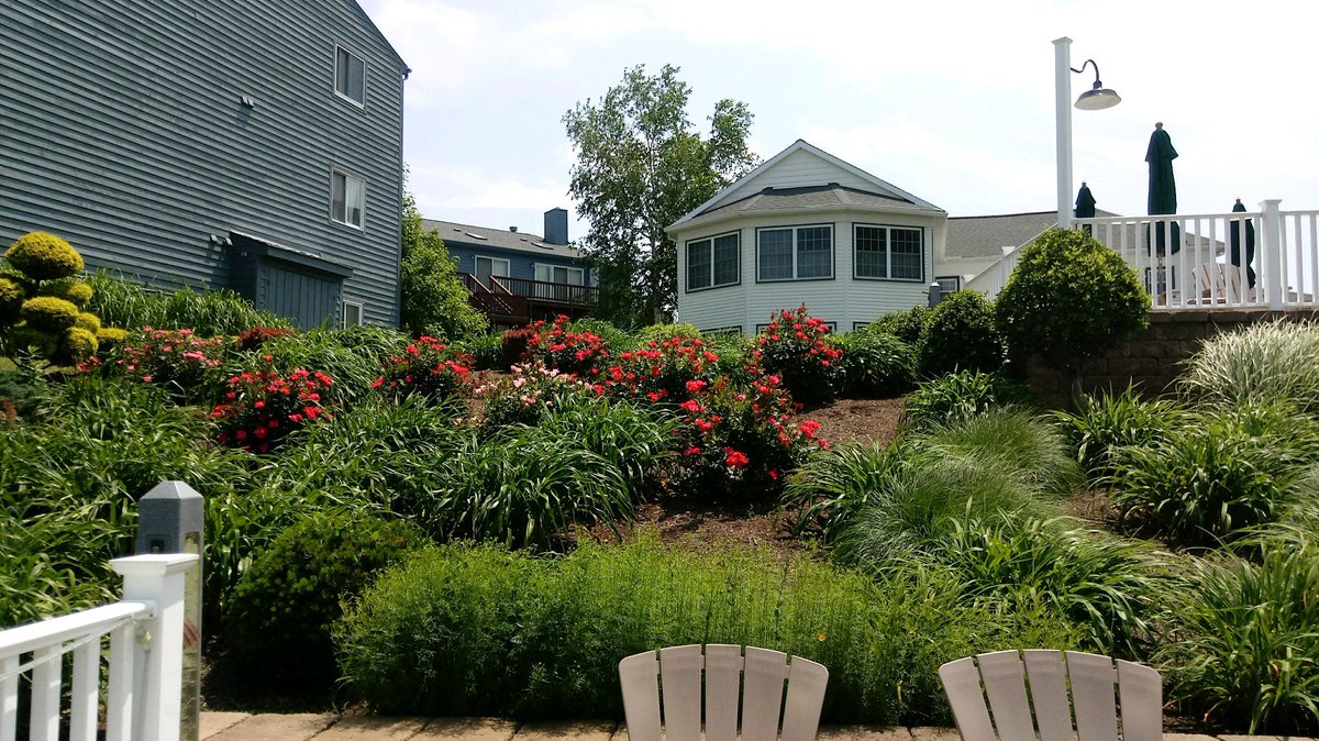 CrosswindGrille's tweet photo. It's going to be a beautiful day here at Crosswinds. Come down and join us on our patio. 12:00-9:00. https://t.co/HYkaBxypc3