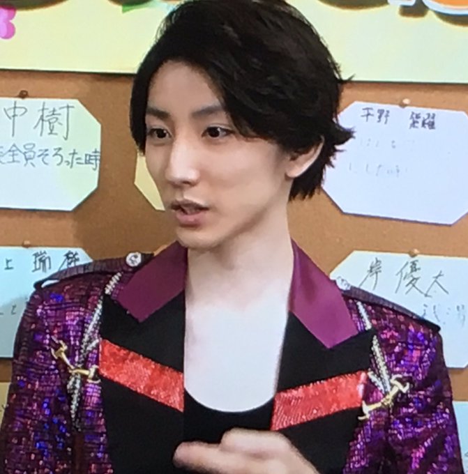 京本大我の髪型まとめ 短髪 金髪が最強 メッシュのやり方を真似したい アスネタ 芸能ニュースメディア