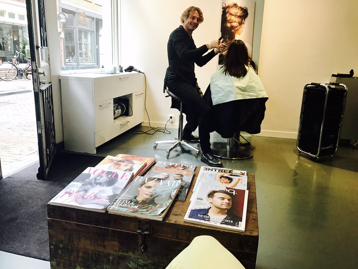 serracoaching's tweet image. Zo ff bij de kapper. Me momentje. #wonderhands