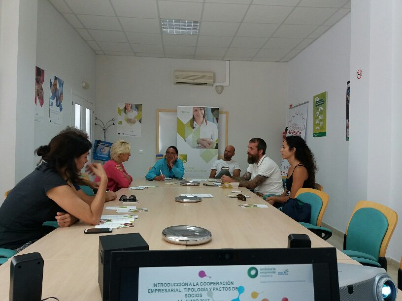 cadecadiz's tweet photo. #CadeVejer Jornada #cooperaciónempresarial #networking #sinergias , conoce las ventajas de 📌https://t.co/Mw6sgEJV8C https://t.co/1HCFPWGCpq
