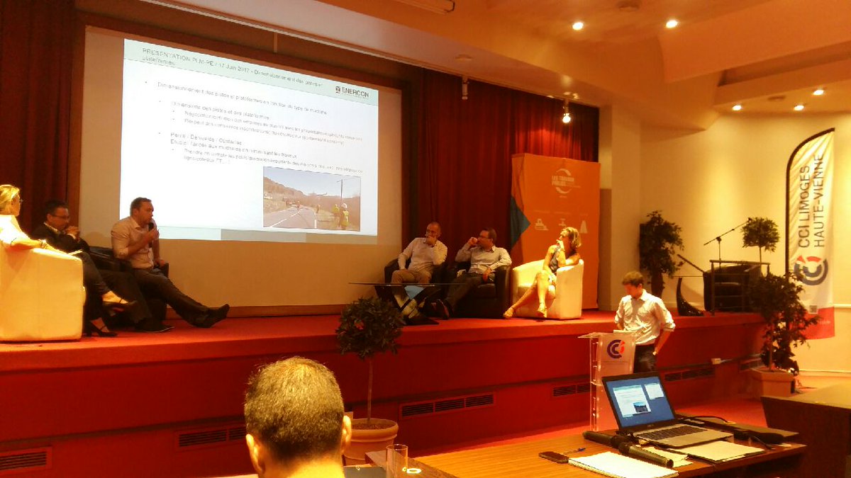 jeromepages09's tweet photo. Très bon moment de partage avec #FRBTPLimousin #CCILimoges
@ABOWindFrance @feeasso . Unis pour dév #local #Emploi #TransitionEnergétique ! https://t.co/xBIAxUQup0