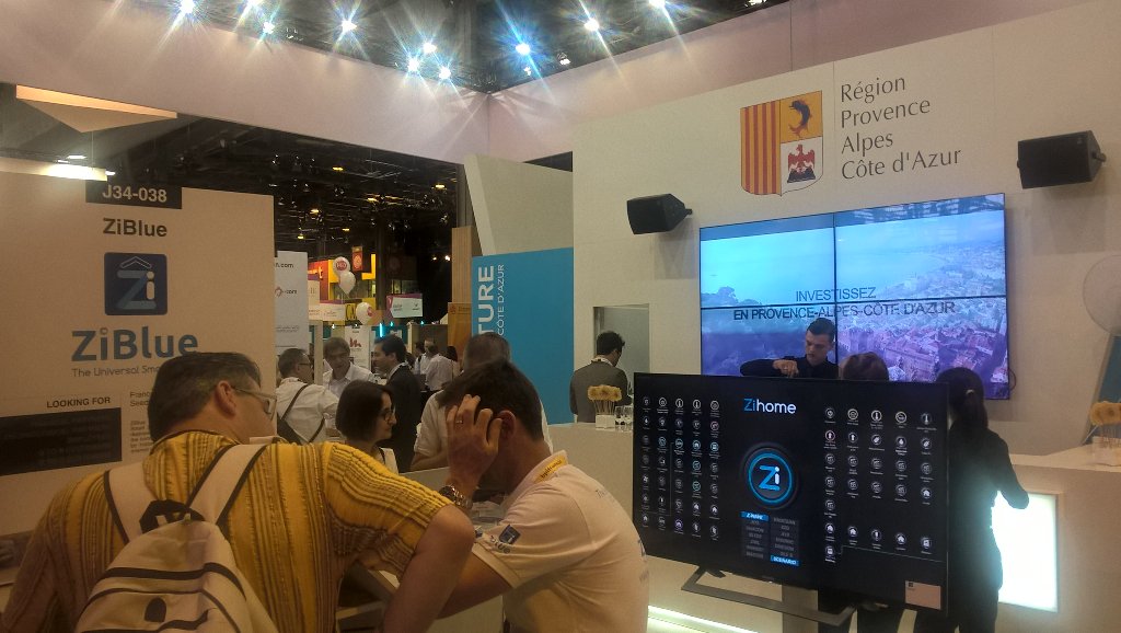 jmdauribeau's tweet photo. Les stratups azureennes at #vivatech #ccinice @Nadege_B06 @FrenchTechCdA https://t.co/M0830naKzi