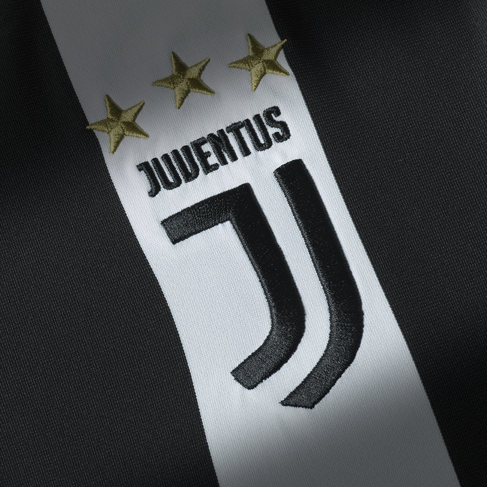 juventusfcen's tweet photo. Juventus Football Club, coming soon to the Women's Serie A 🇮🇹 for the 2017-18 season! Stay tuned... ⚪️⚫️ https://t.co/O8zIaABkXi