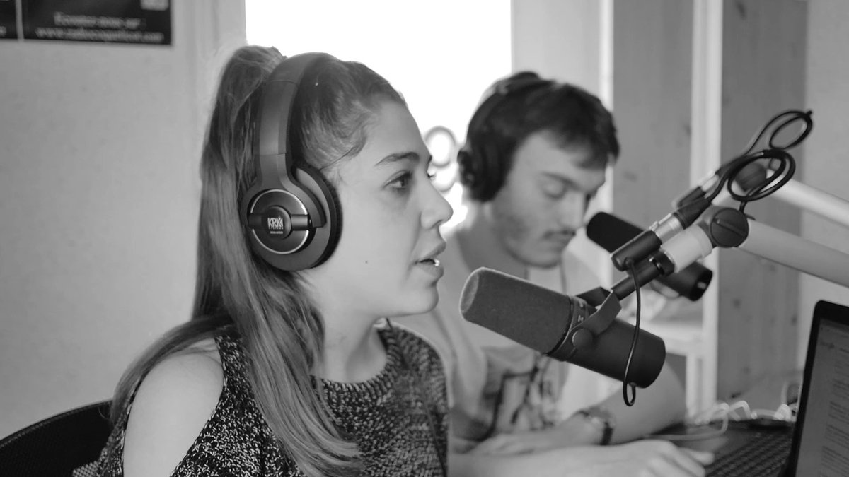 RadioCoquelicot's tweet photo. 8 épisodes à déguster et à partager sans modérations pour découvrir les dessous de @RadioCoquelicot sur #youtube 🎥 https://t.co/OcrYJdDGZo https://t.co/b1VtZRMcyu