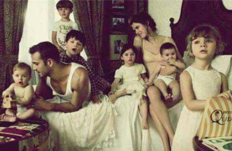 jc9g5c7's tweet photo. #أمومه 

وجمال سعادتهم هي من جعلتني ان اسمي تلك الصوره حلم|❤ https://t.co/dDftZI3aFy