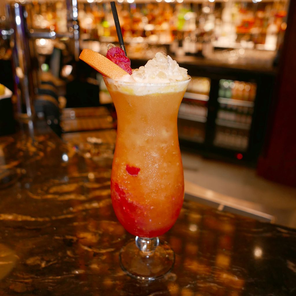 VGCasino's tweet photo. Our Satopia cocktail is perfect to cool off with this summer, with Bacardi, mango, tropical juice, lime juice & fresh raspberries #VGCSummer https://t.co/AUL9z772AI