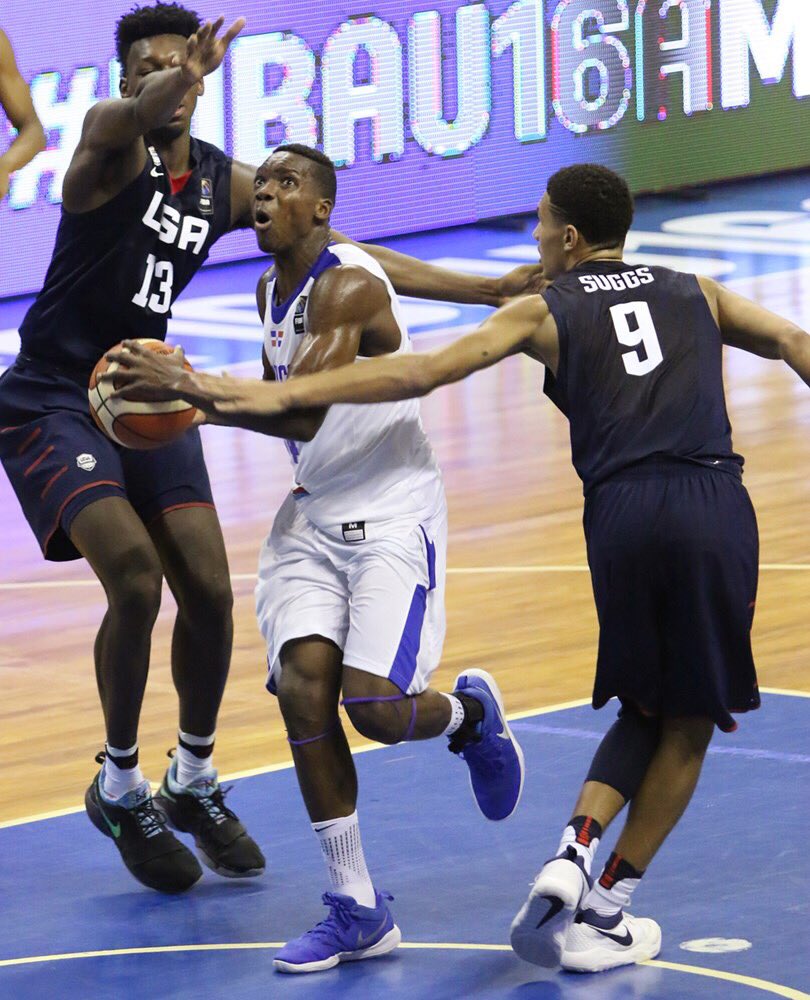 HigueyAbapa's tweet photo. El Ala-Pivot miembro de @HigueyAbapa 
 #F. Edouard #14
@FedombalRD @FIBA Américas U16
Tiene un Promedio de 
6.5 Puntos
5.0 Rebotes https://t.co/gdCxZFCv8i
