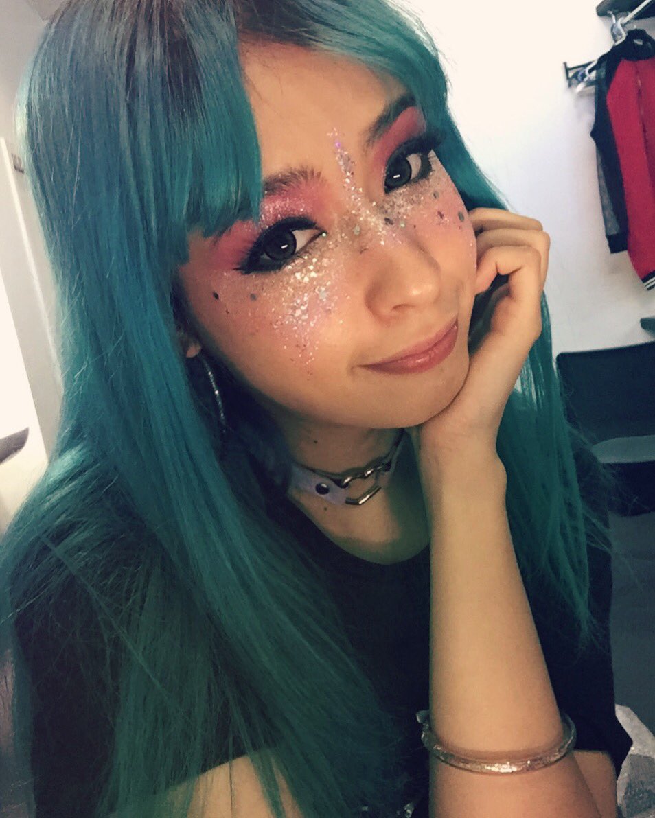 Sarah_Bonito_'s tweet photo. I'm going to see @YoungMAMusic perform her first show in London tomorrow!!!! Sooo excited!!!! https://t.co/JzXqVojs9v