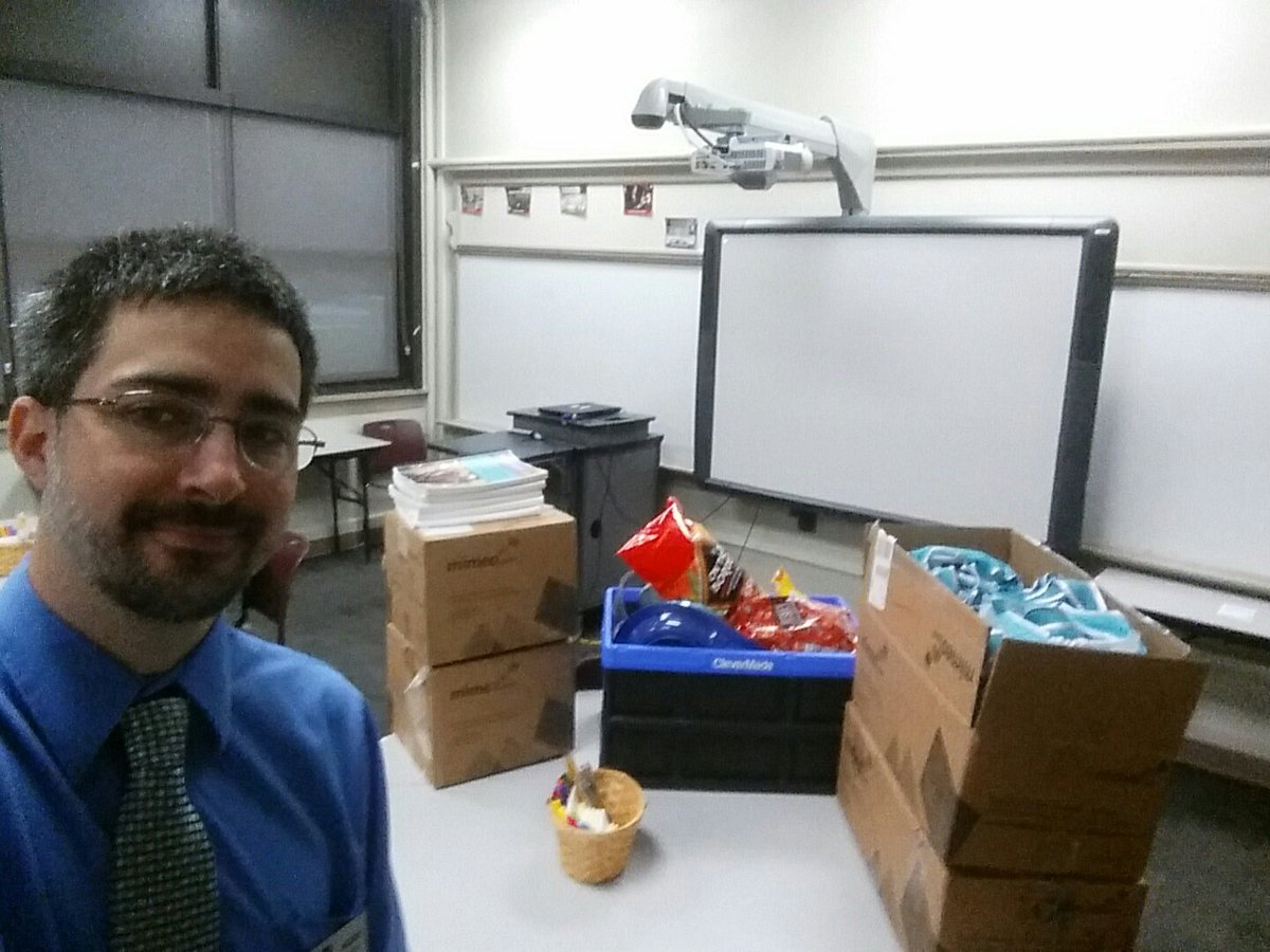 adam2000julie's tweet photo. Ready for a good time at #SummerEdTPS with @TeachCode CSF participants. Let's Code Tulsa! https://t.co/BXhxHgDaiW