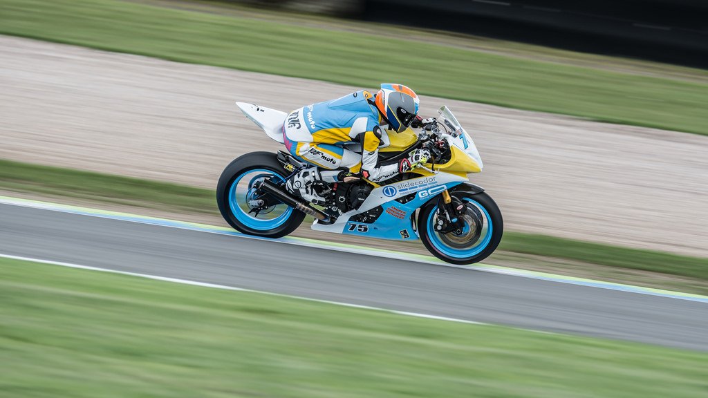 slidecodor's tweet image. Good luck to @JamiePerrin_75 on the Slidecodor 600 this weekend at Knockhill in Scotland #Britishsupersportchampionship