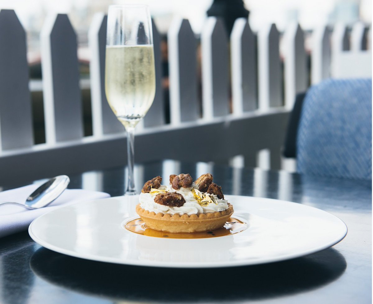 SeaContainers_'s tweet photo. We sPIEd this little beauty on our Summer Terrace recently. Another, please? ๐ #piedandtested #seacosummerterrace https://t.co/yB4A57Ly2n