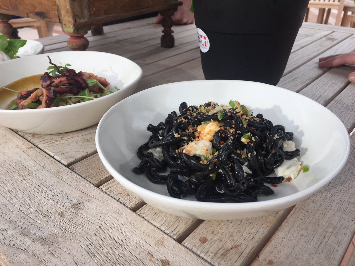 @HollyLiveFox5DC is talking with Dan and Emily from <a href="/VOLT_AGGIO/">AGGIO</a> for #fox5ziptrip Look at these amazing dishes!