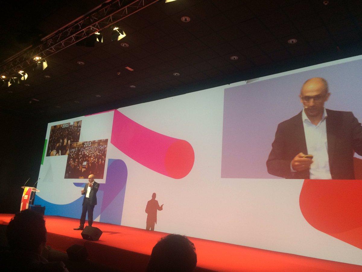 Seguimos la tarde en #Inmocionate17  con <a href="/GoogleES/">Google España</a> y su country manager,  <a href="/IsaacHernandezV/">Isaac Hernandez</a>, hablando de tecnología y personas