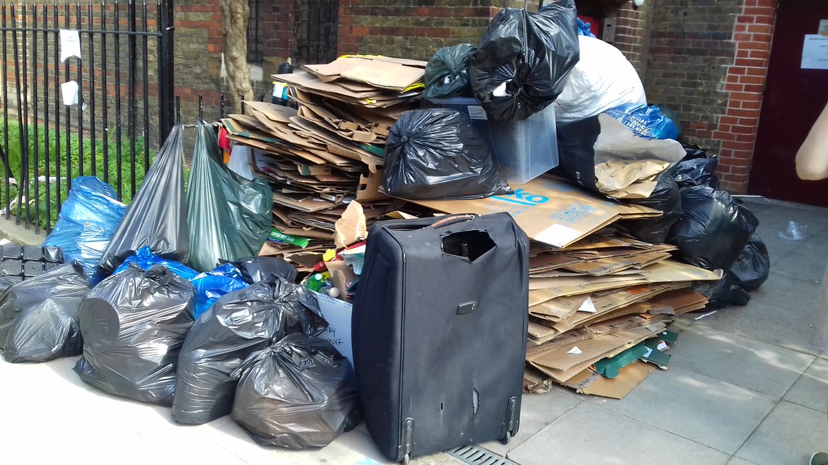 It would be incredibly helpful if someone was able to assist us with rubbish disposal. <a href="/VolCentre_KandC/">Volunteer Centre Kensington & Chelsea</a>